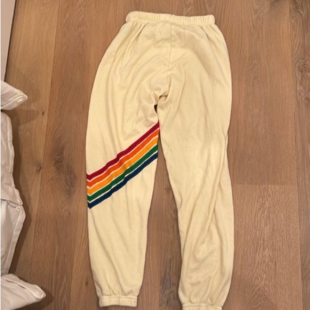 Aviator nation sweats!